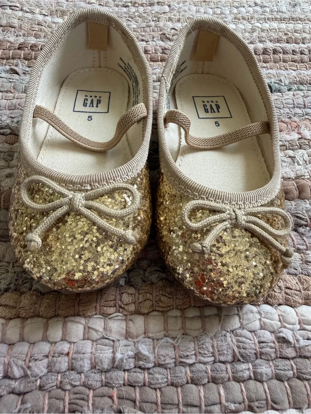 NEW Baby Gap Gold Glitter Ballet Flats Size 5